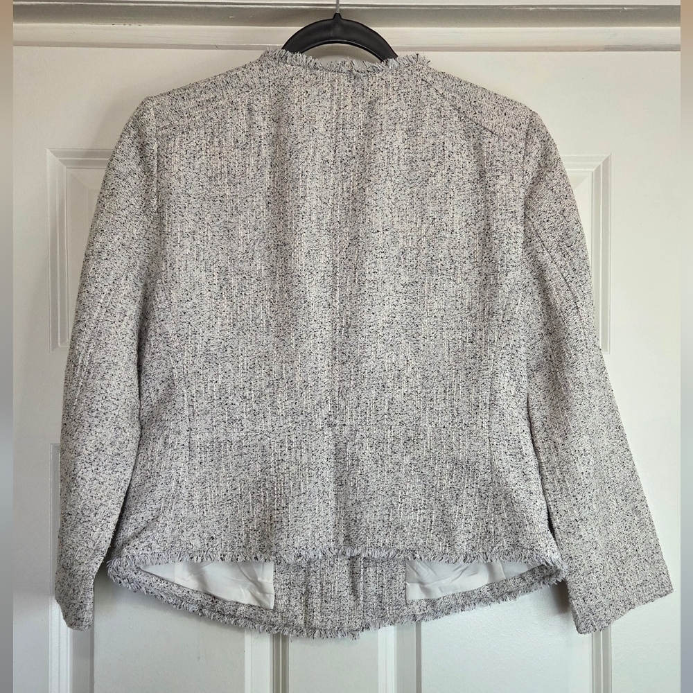 Loft Outlet White and Gray Tweed Jacket - Size 6 - Picture 2 of 7